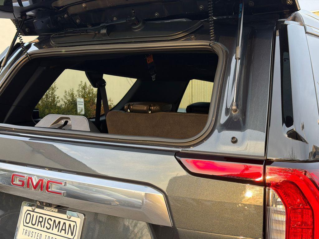 used 2022 GMC Yukon XL car, priced at $55,000