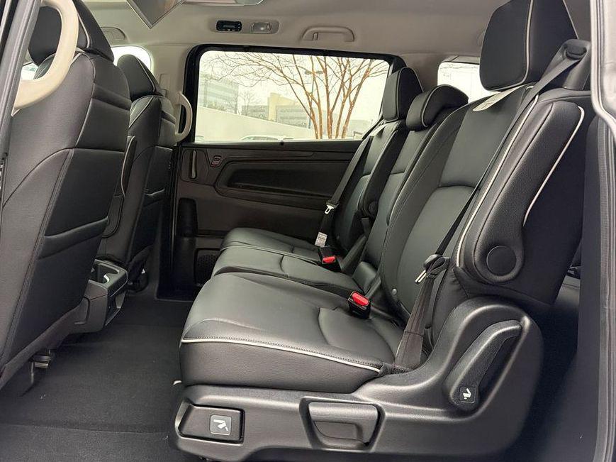 new 2026 Honda Odyssey car, priced at $46,333