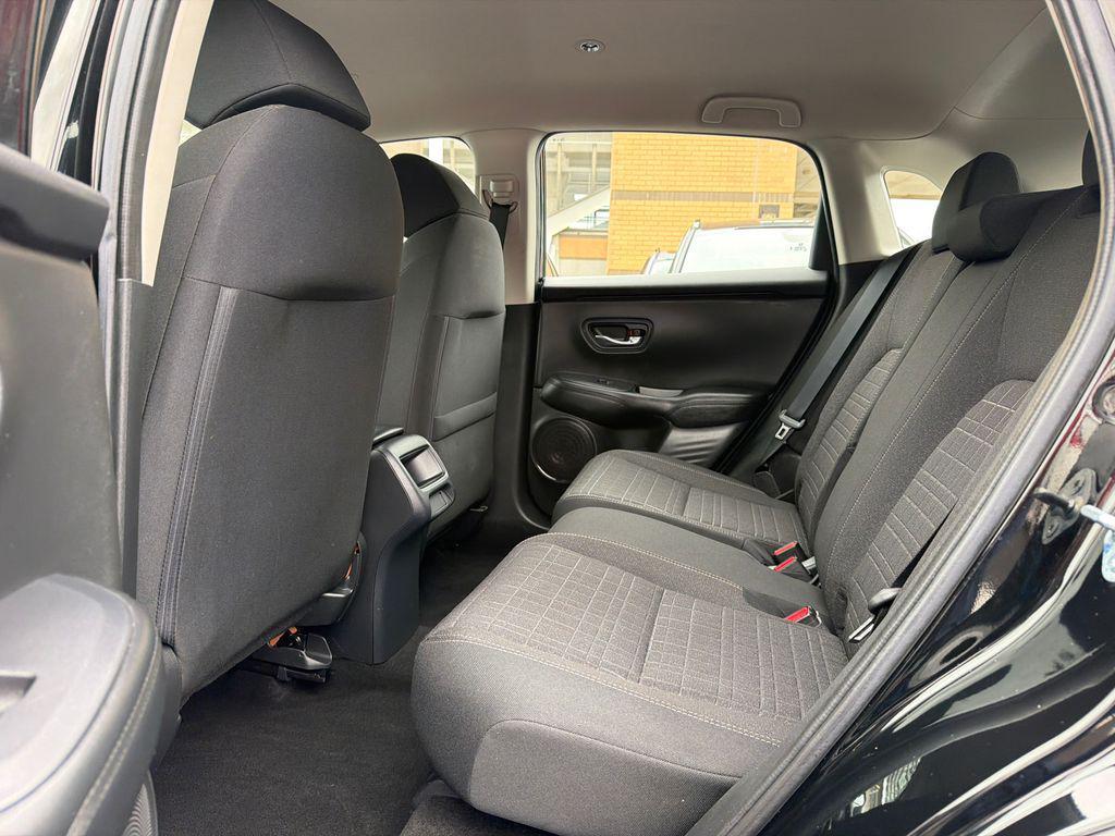 used 2025 Honda HR-V car, priced at $27,499
