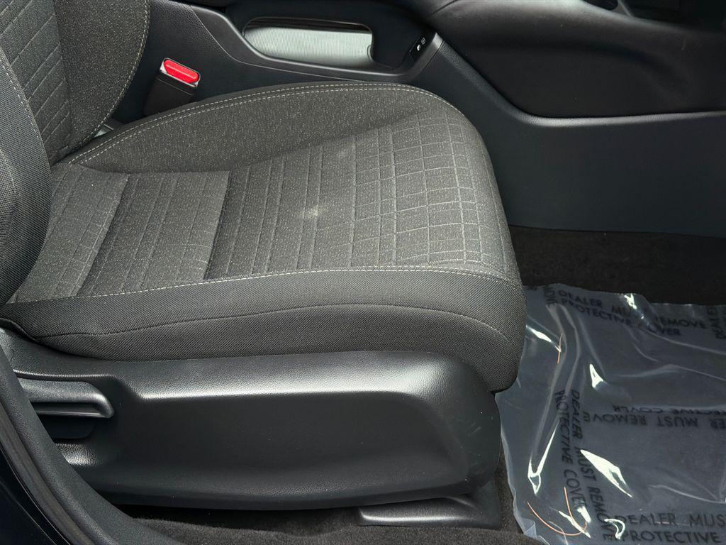 used 2025 Honda HR-V car, priced at $27,499