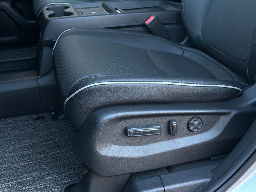 new 2026 Honda Odyssey car, priced at $52,126