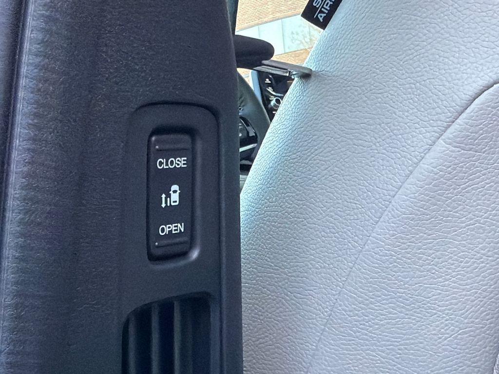 new 2026 Honda Odyssey car, priced at $42,508