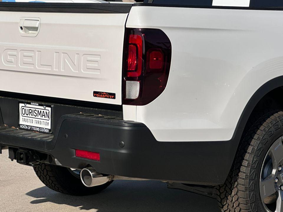 new 2025 Honda Ridgeline car, priced at $45,179