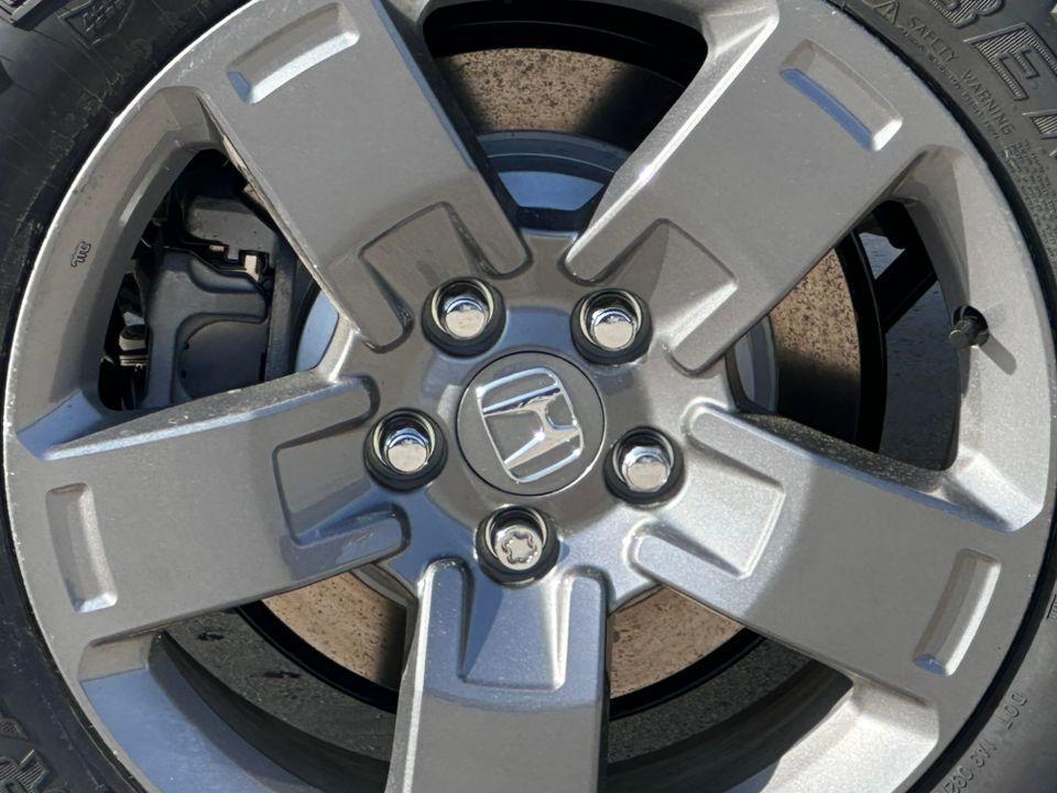 new 2025 Honda Ridgeline car, priced at $45,179