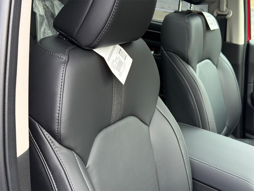 new 2025 Honda Pilot car, priced at $48,250