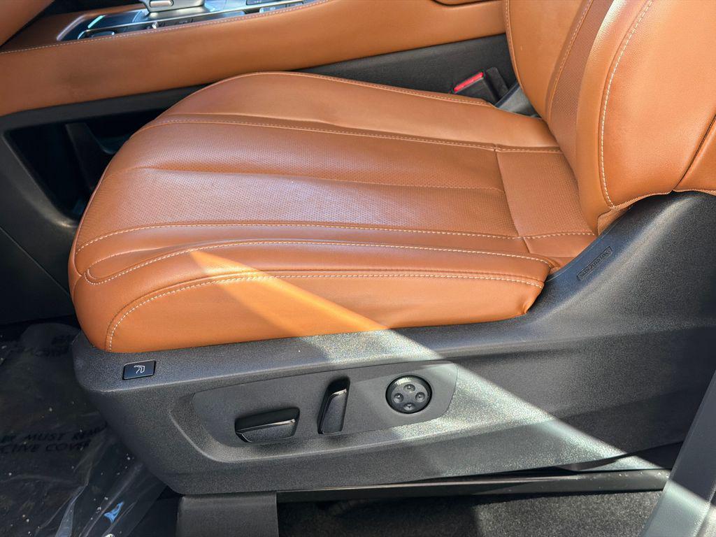 used 2023 INFINITI QX60 car, priced at $37,000