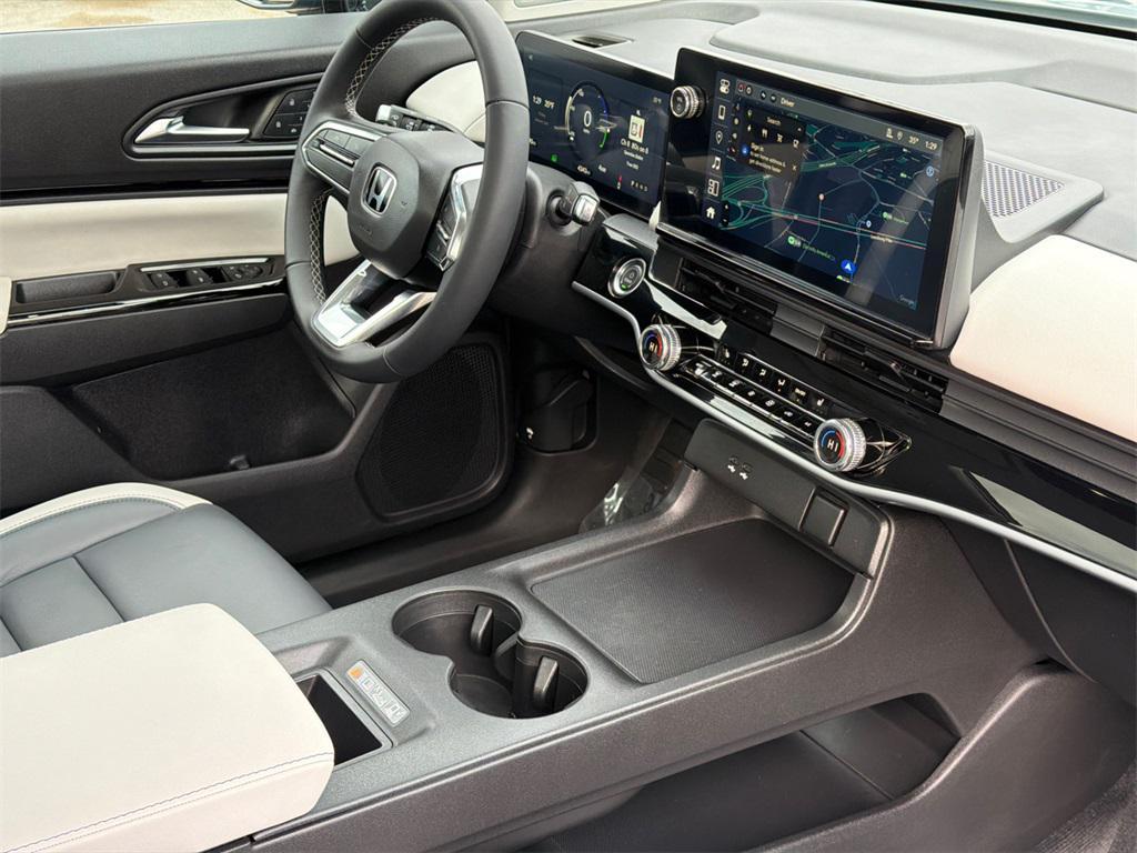 used 2025 Honda Prologue car, priced at $30,000