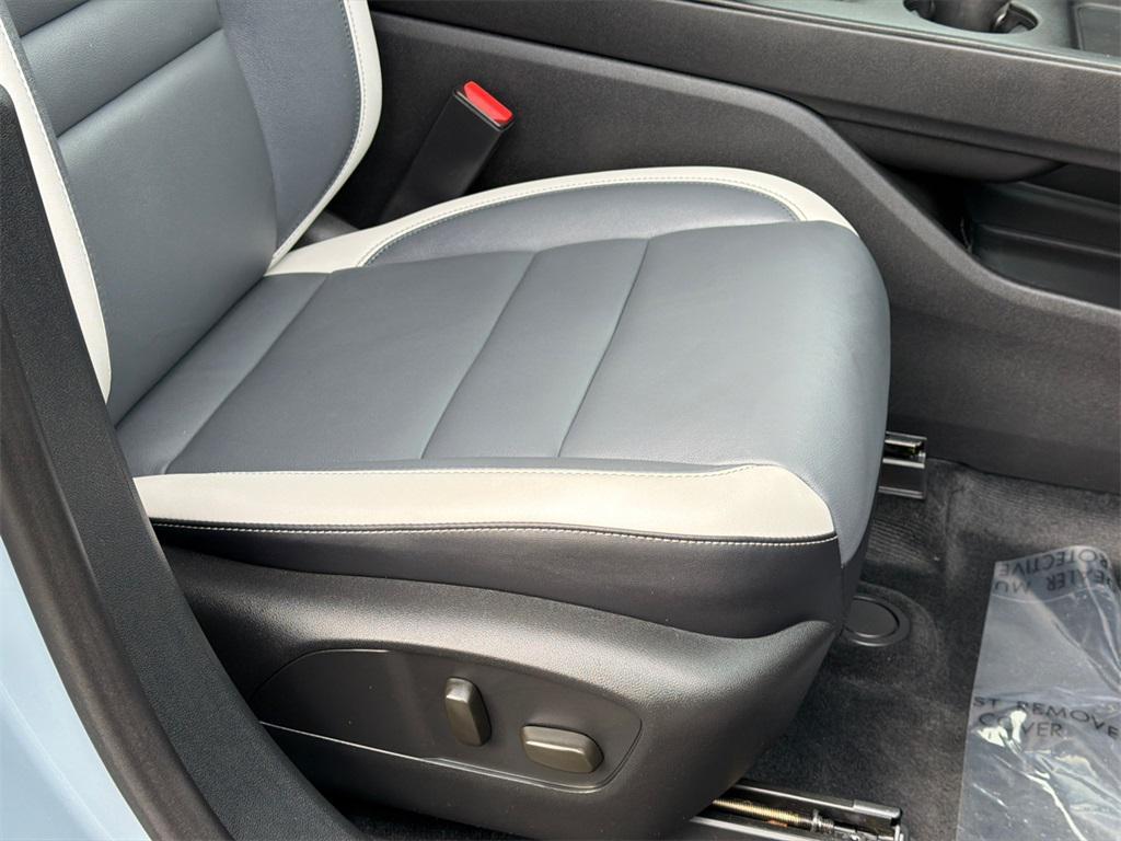 used 2025 Honda Prologue car, priced at $30,000