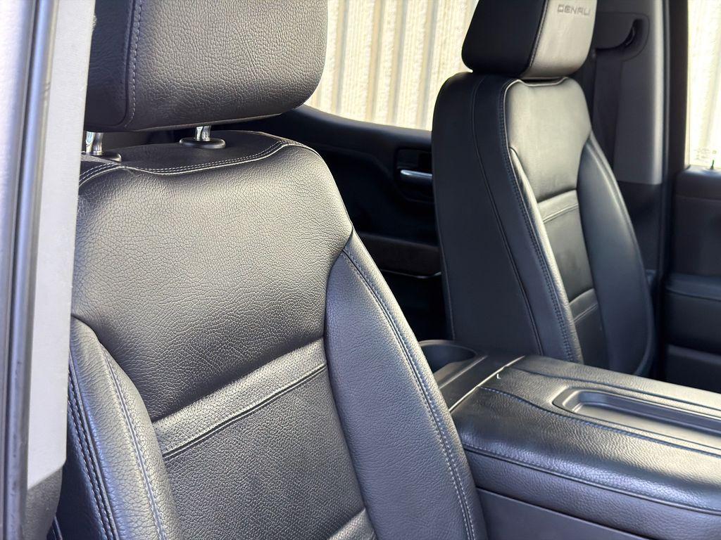 used 2022 GMC Sierra 1500 car, priced at $38,500