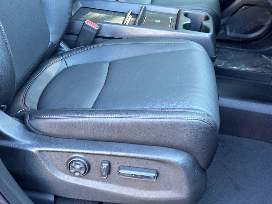 new 2026 Honda Odyssey car, priced at $43,968
