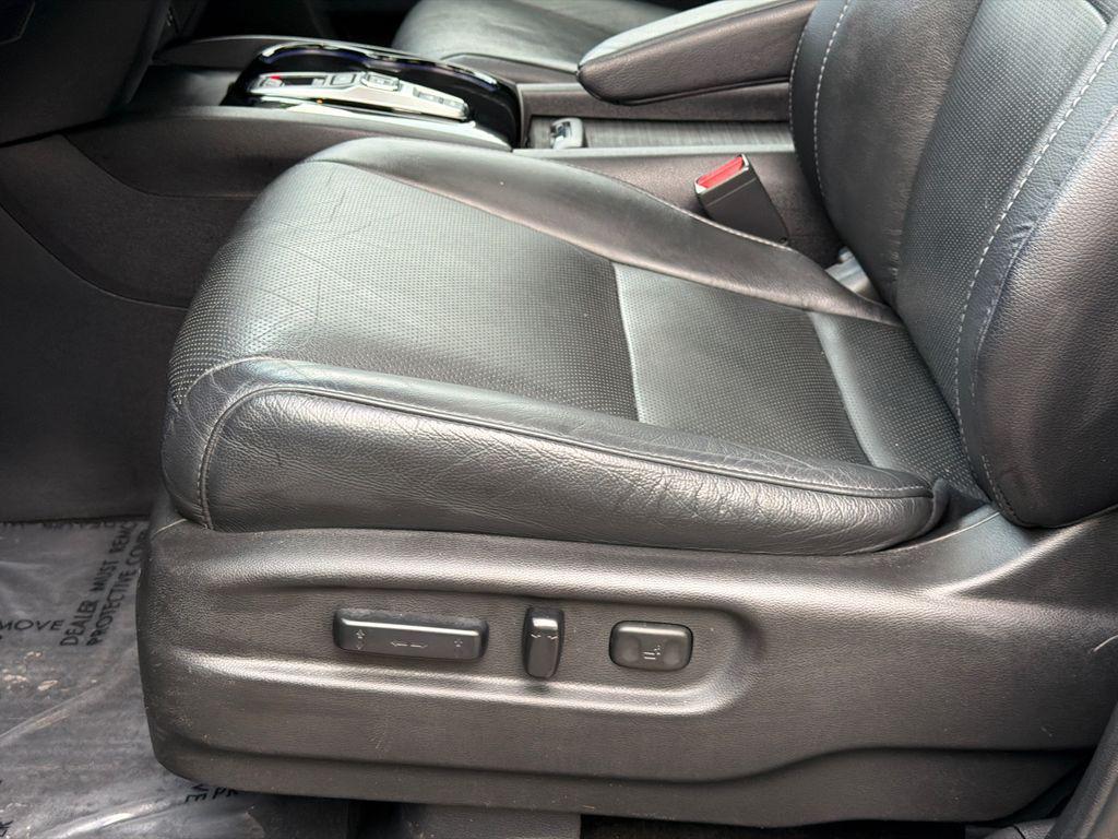 used 2018 Honda Pilot car, priced at $25,999