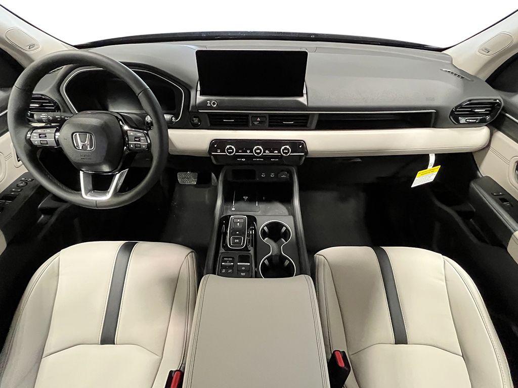 new 2026 Honda Pilot car, priced at $48,514