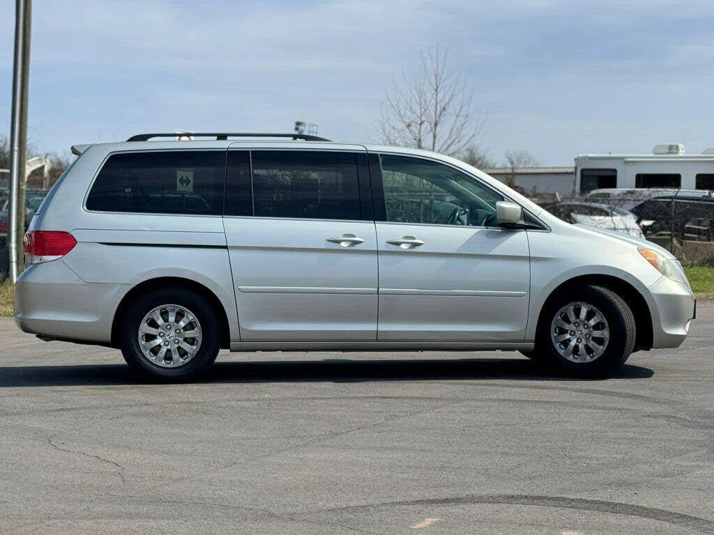 used 2009 Honda Odyssey car, priced at $8,500