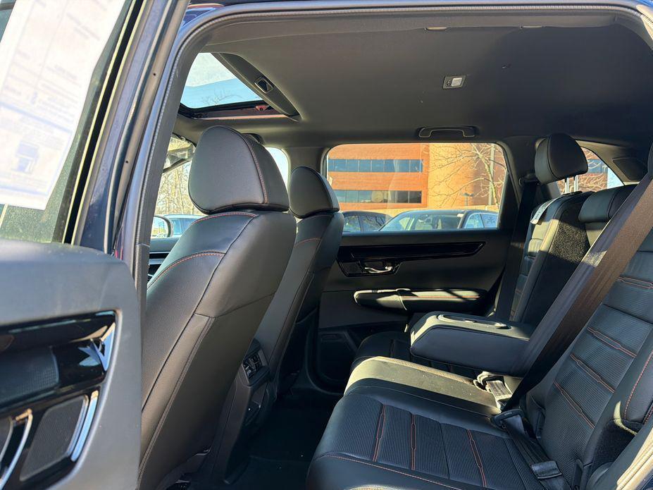 new 2026 Honda CR-V Hybrid car, priced at $39,687