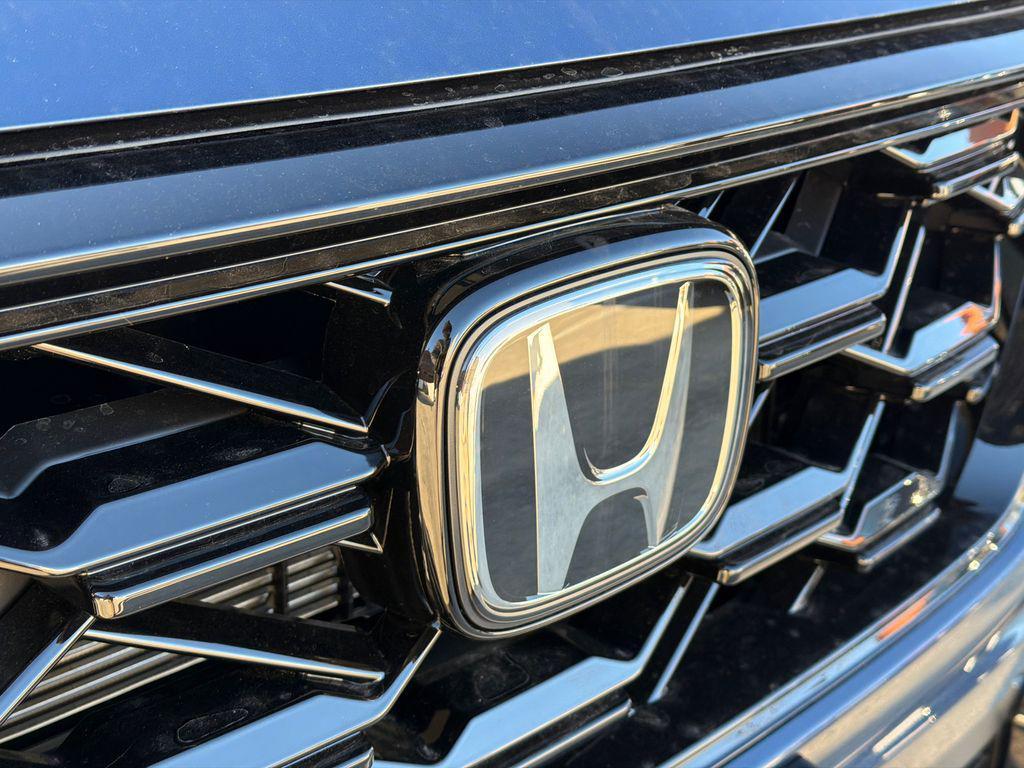 new 2026 Honda CR-V Hybrid car, priced at $38,334