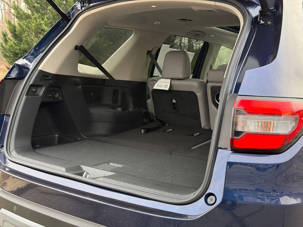 new 2025 Honda Pilot car, priced at $48,964