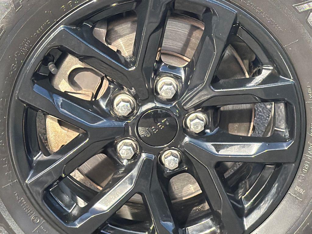 used 2021 Jeep Gladiator car, priced at $26,000