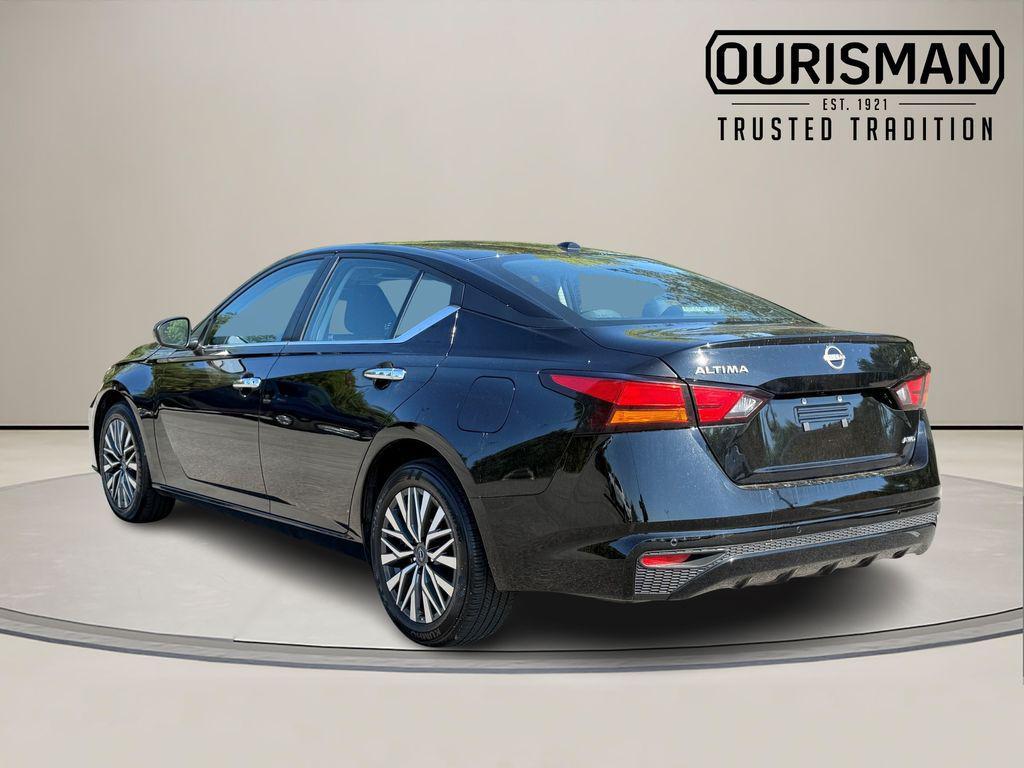 used 2024 Nissan Altima car, priced at $21,999