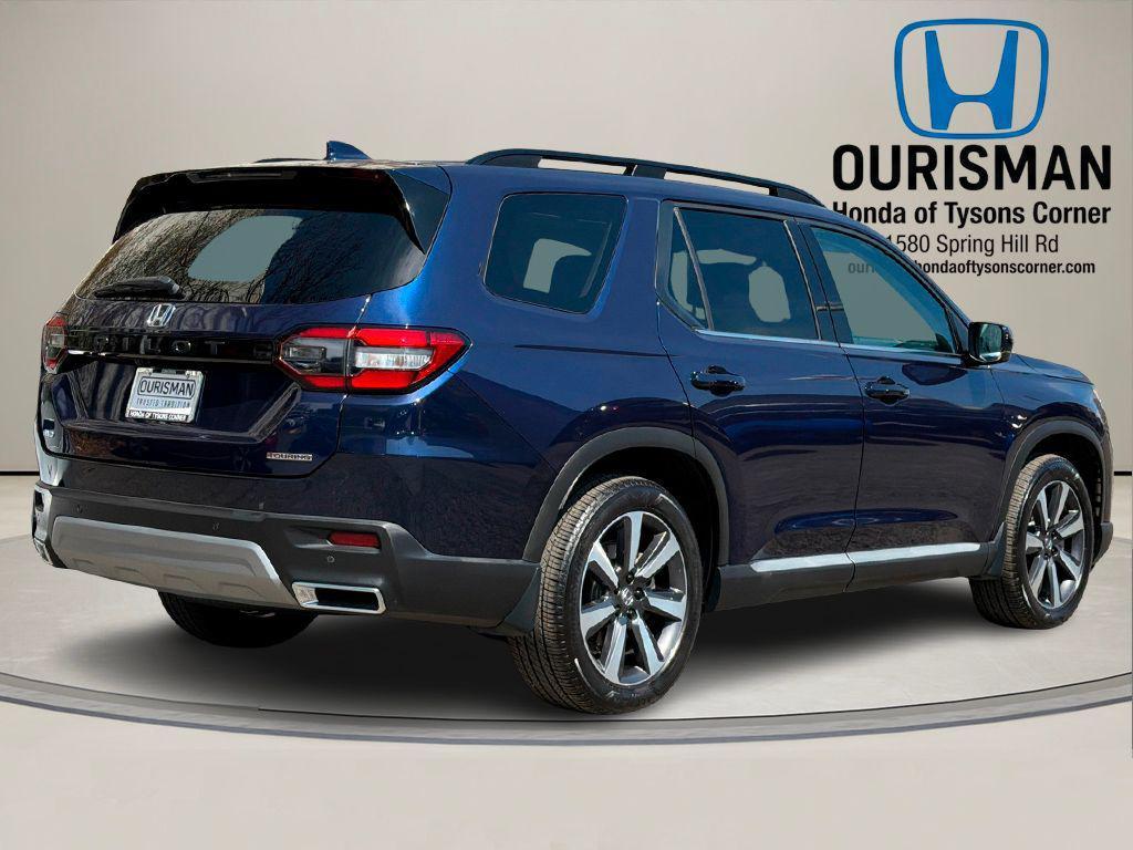 used 2025 Honda Pilot car, priced at $43,500