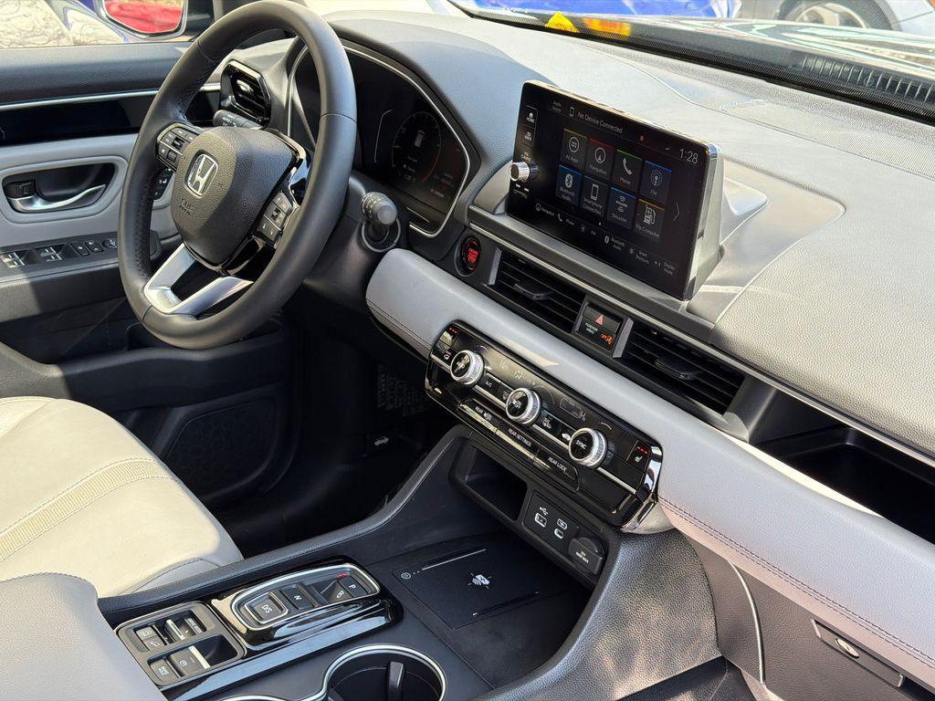 used 2025 Honda Pilot car, priced at $43,500