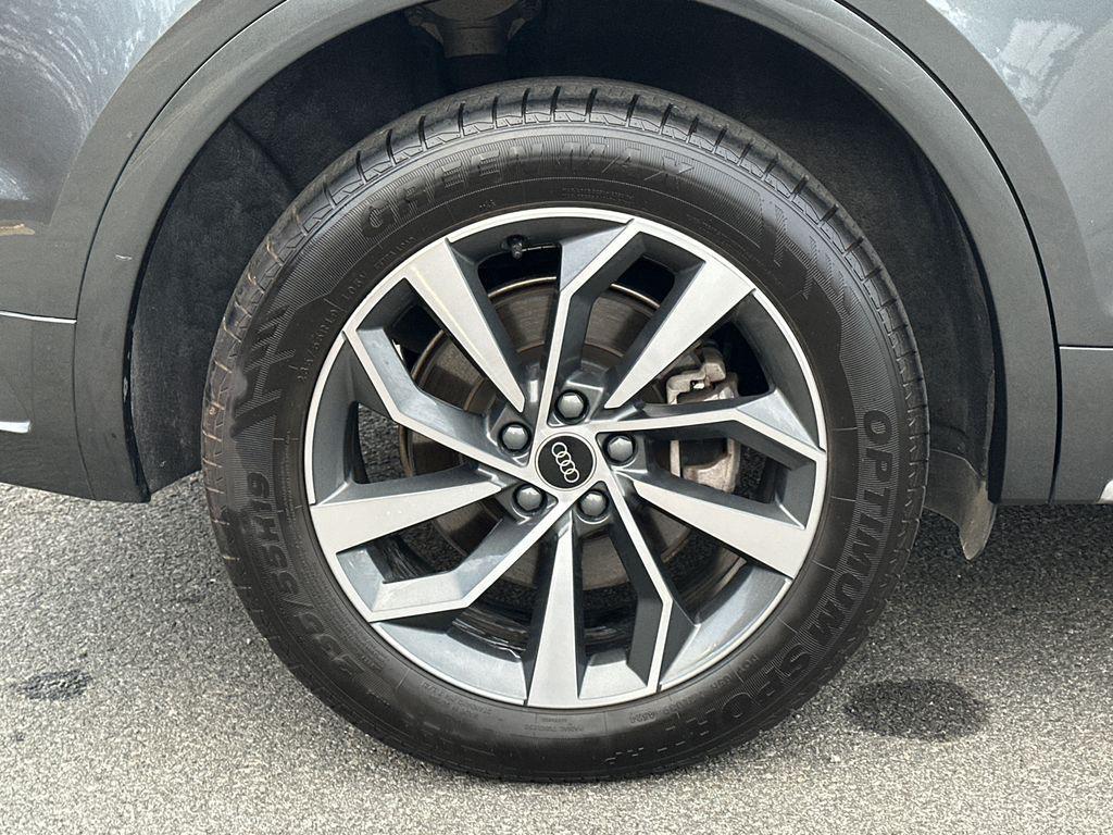 used 2024 Audi Q5 car, priced at $25,500