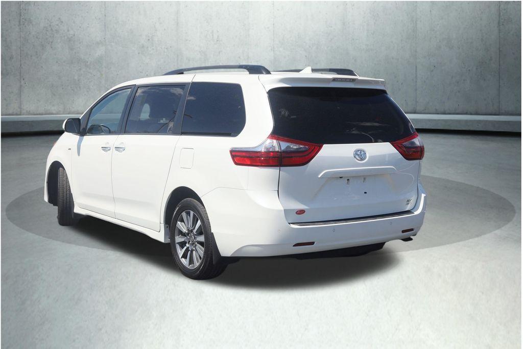 used 2020 Toyota Sienna car, priced at $31,167