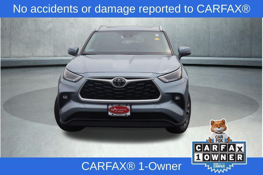used 2023 Toyota Highlander car, priced at $39,923
