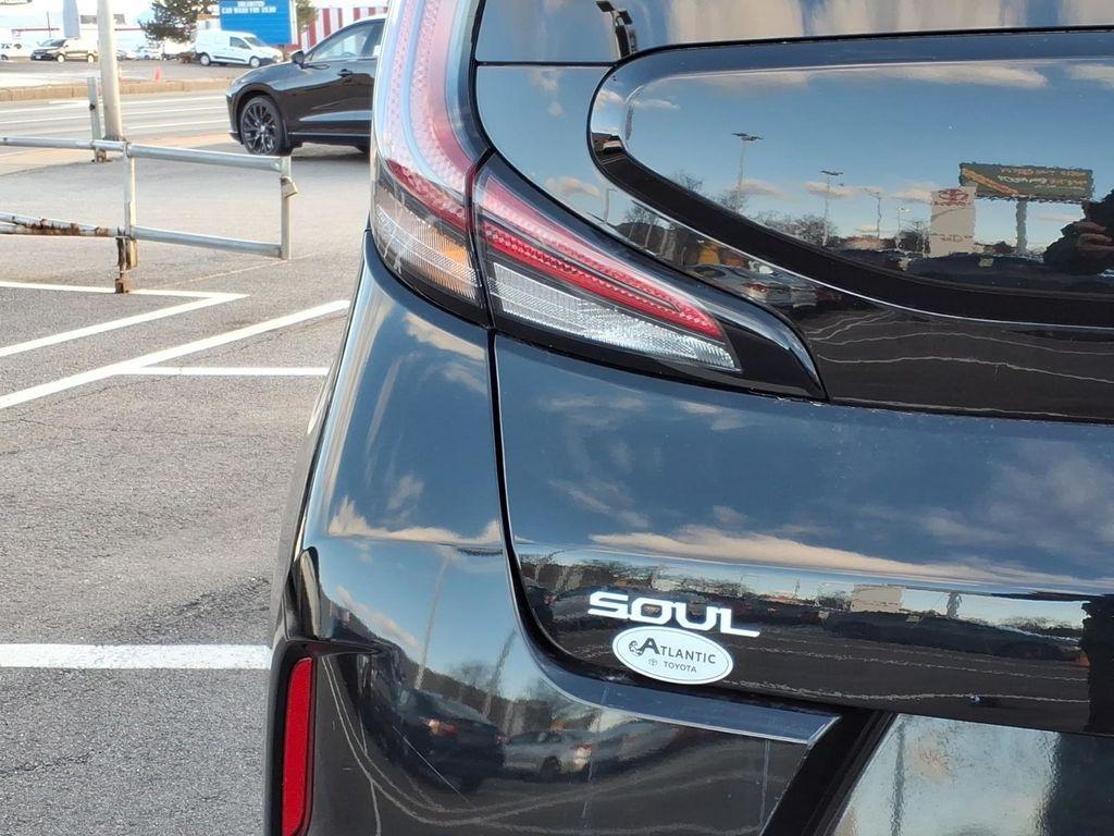 used 2023 Kia Soul car, priced at $16,020