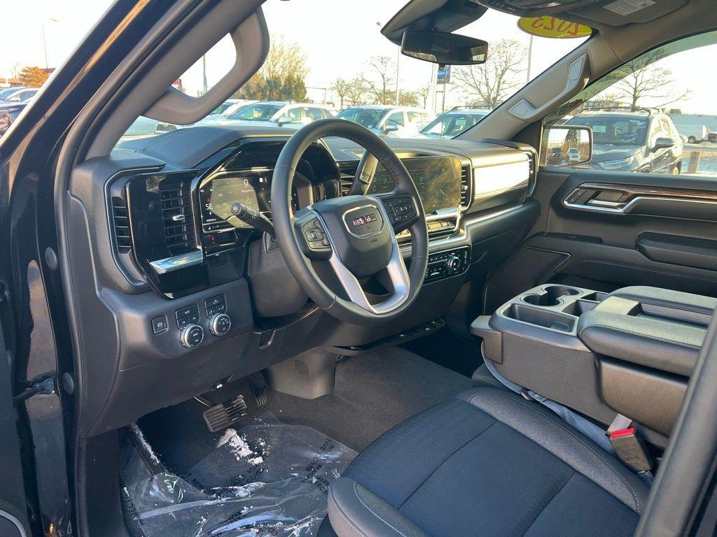 used 2023 GMC Sierra 1500 car, priced at $40,896