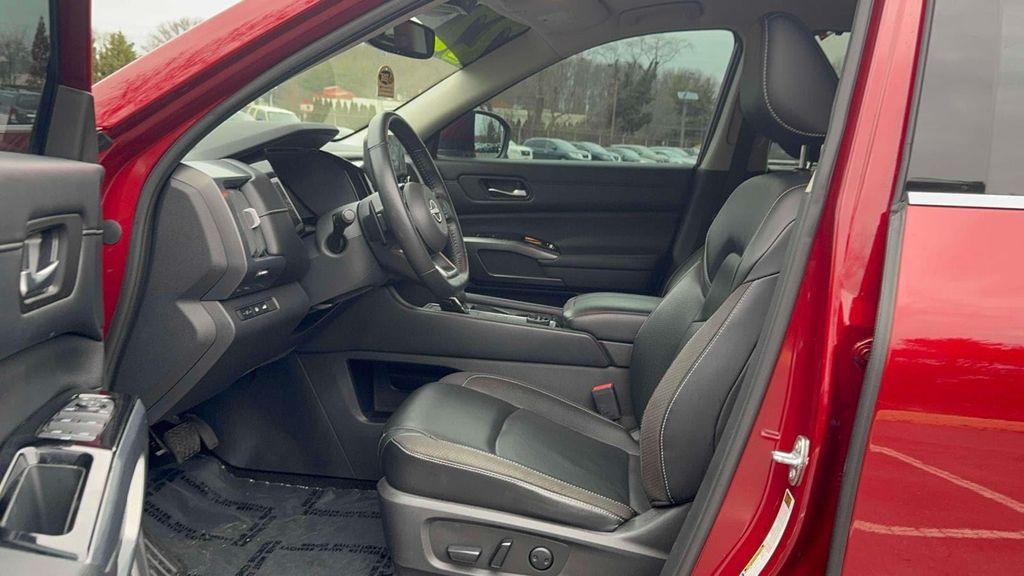 used 2022 Nissan Pathfinder car, priced at $27,695