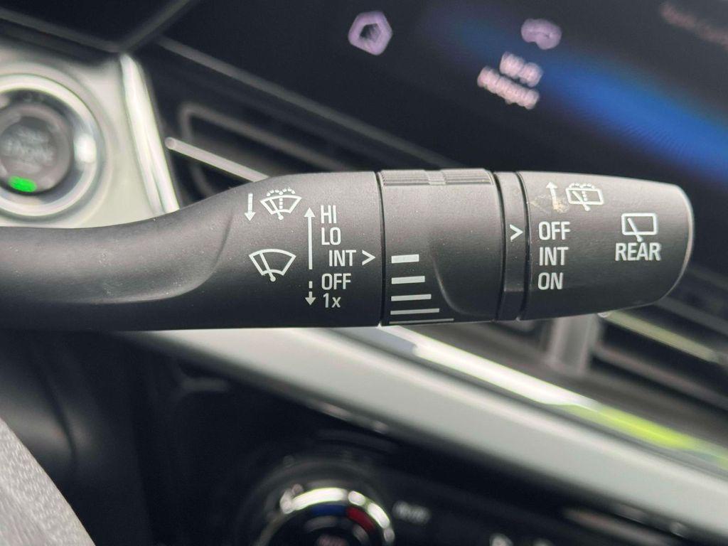 used 2025 Chevrolet Trax car, priced at $18,995