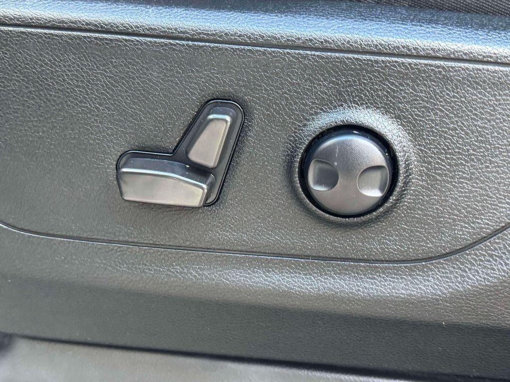 used 2022 Ram 1500 car, priced at $29,995