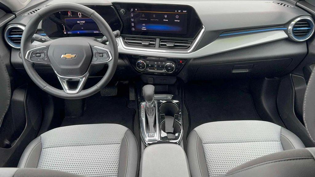 used 2025 Chevrolet Trax car, priced at $19,395