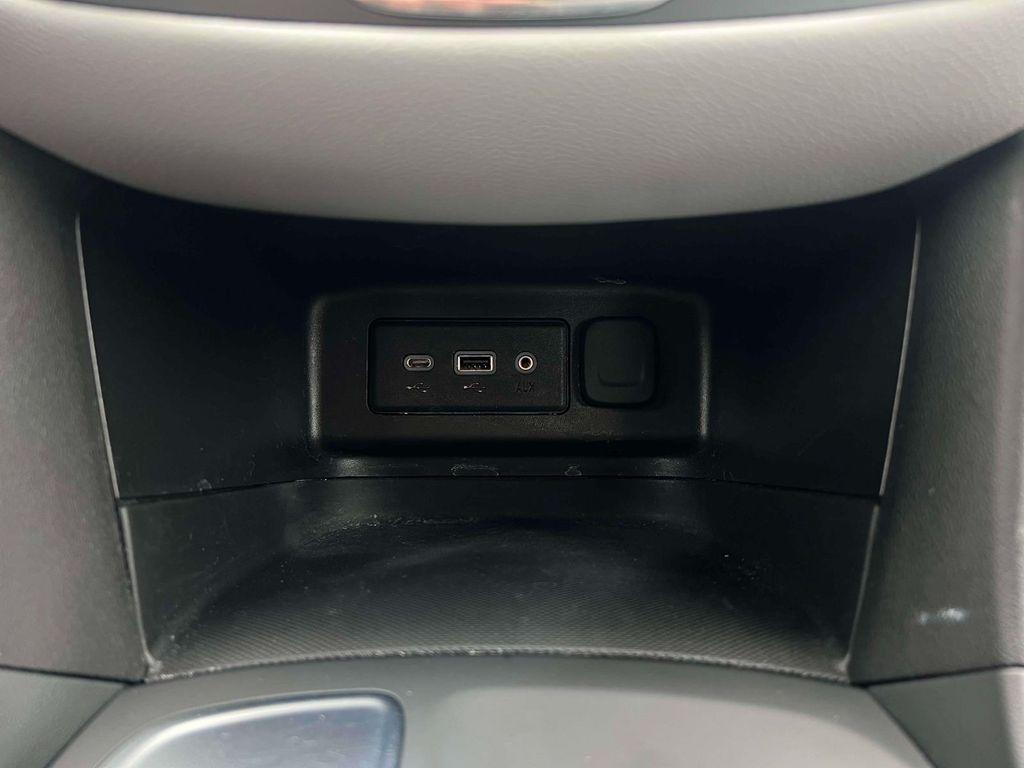 used 2024 Chevrolet Equinox car, priced at $19,995