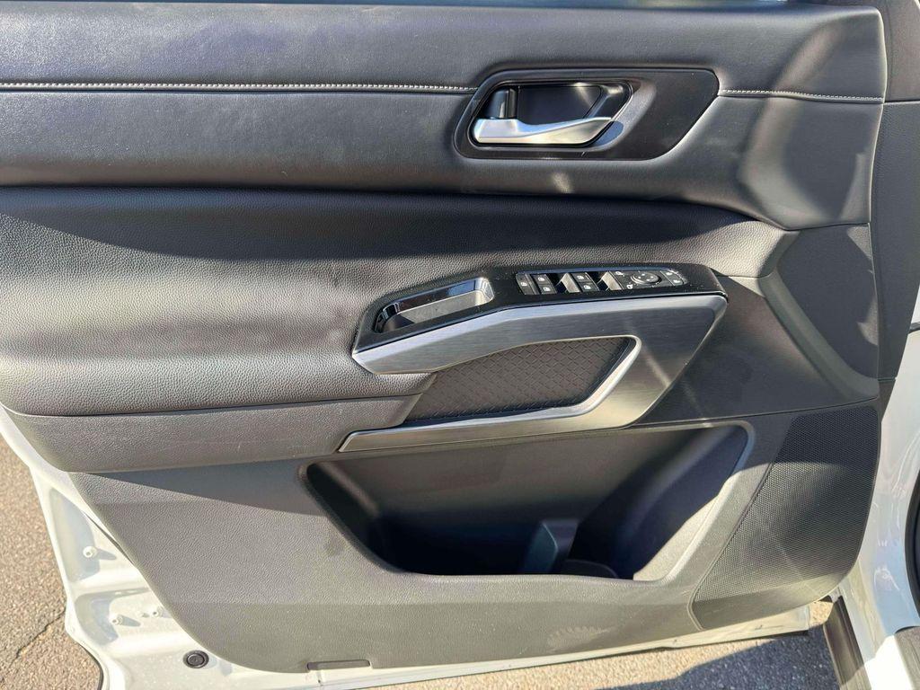 used 2023 Nissan Pathfinder car, priced at $28,795