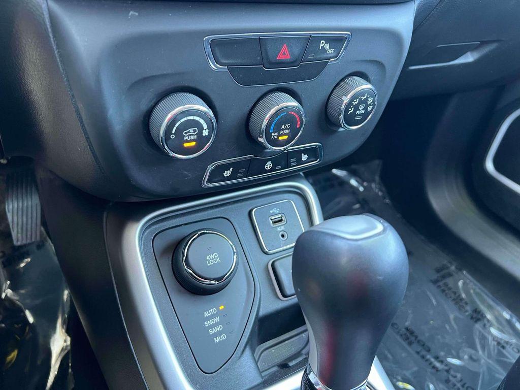 used 2018 Jeep Compass car, priced at $12,995