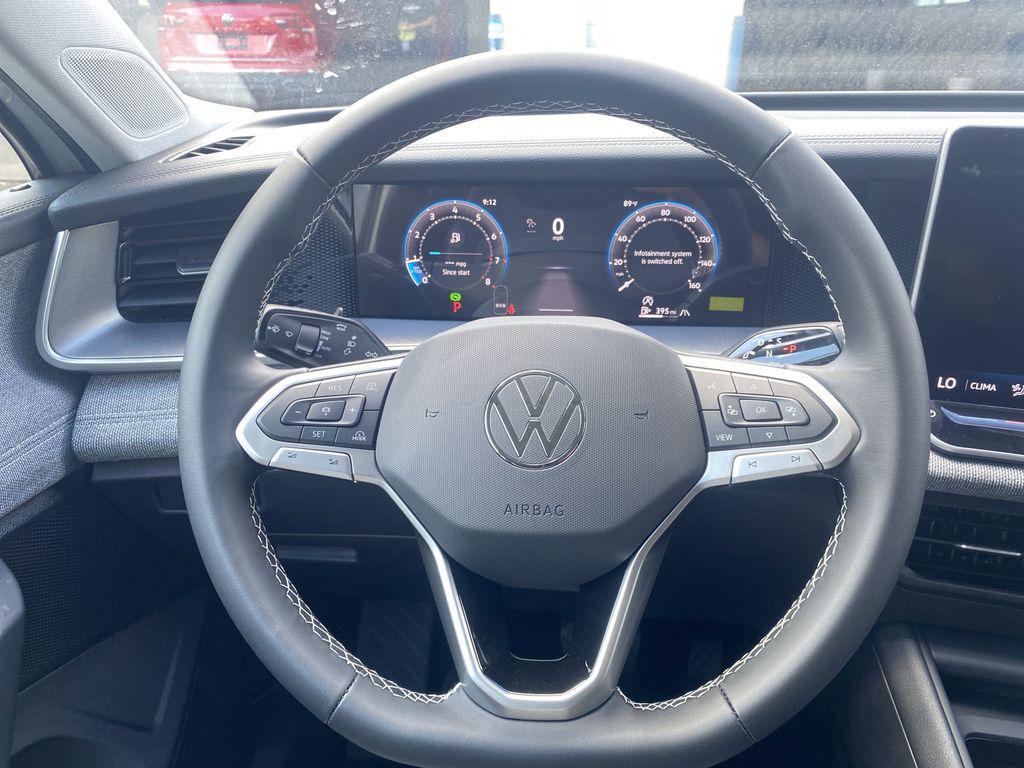 new 2025 Volkswagen Tiguan car, priced at $32,382