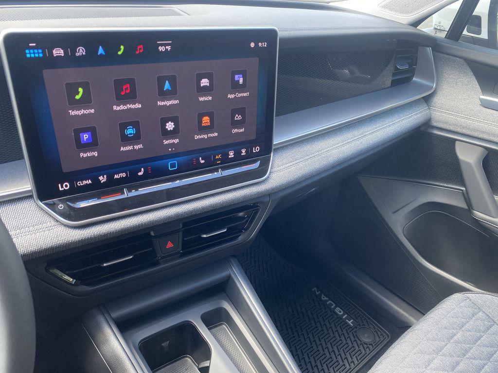 new 2025 Volkswagen Tiguan car, priced at $32,382