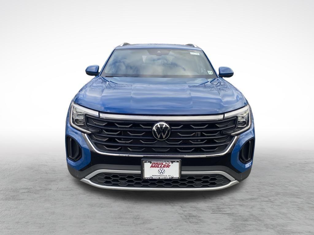 used 2025 Volkswagen Atlas Cross Sport car, priced at $29,997