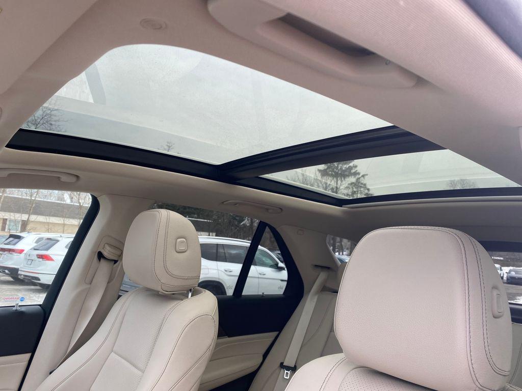 used 2023 Mercedes-Benz GLE 450 car, priced at $50,988