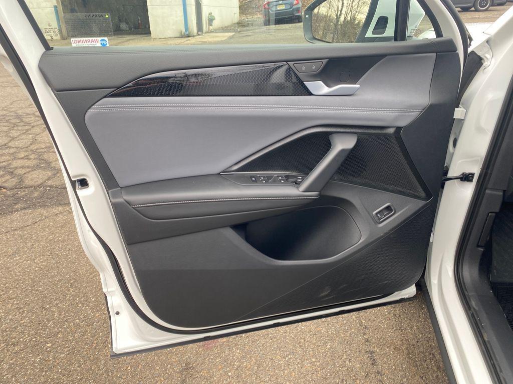 new 2026 Volkswagen Tiguan car, priced at $38,381