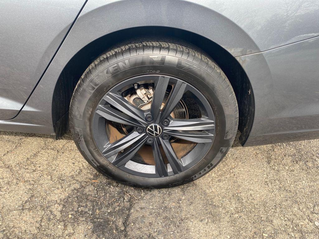 used 2023 Volkswagen Jetta car, priced at $21,297