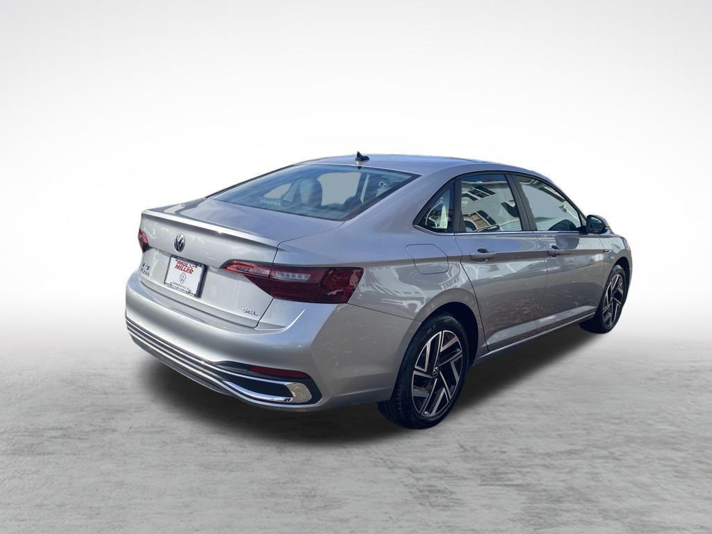 used 2024 Volkswagen Jetta car, priced at $21,997