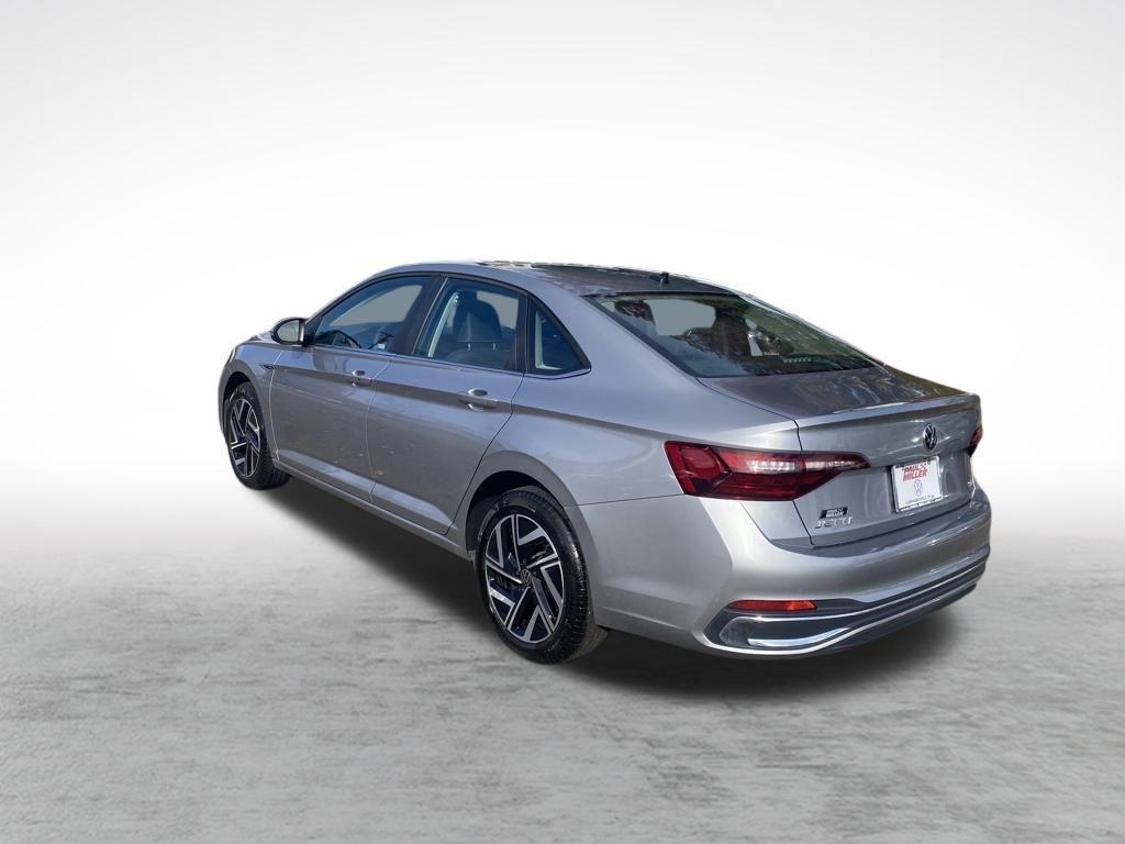 used 2024 Volkswagen Jetta car, priced at $21,997