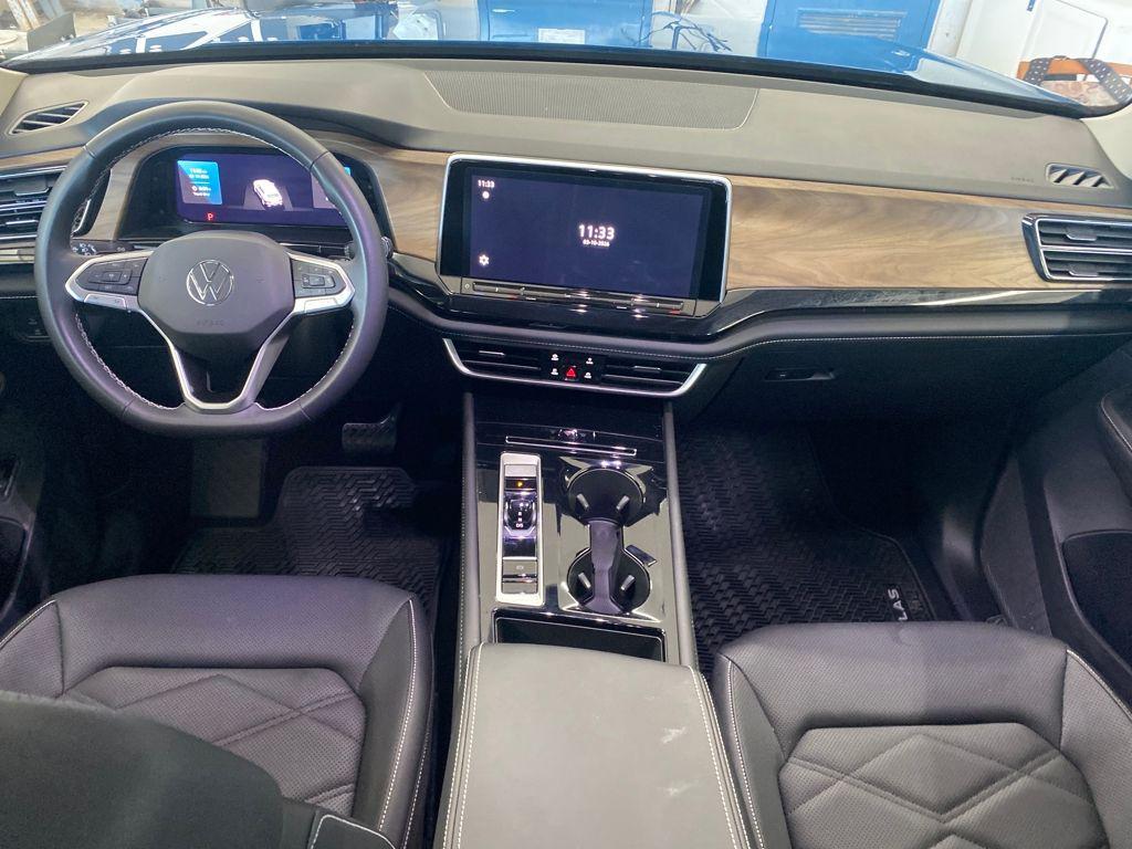 used 2025 Volkswagen Atlas car, priced at $35,888