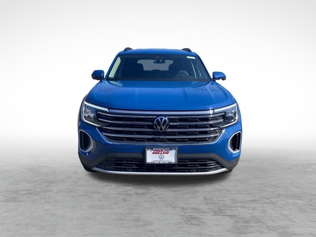 used 2025 Volkswagen Atlas car, priced at $35,888