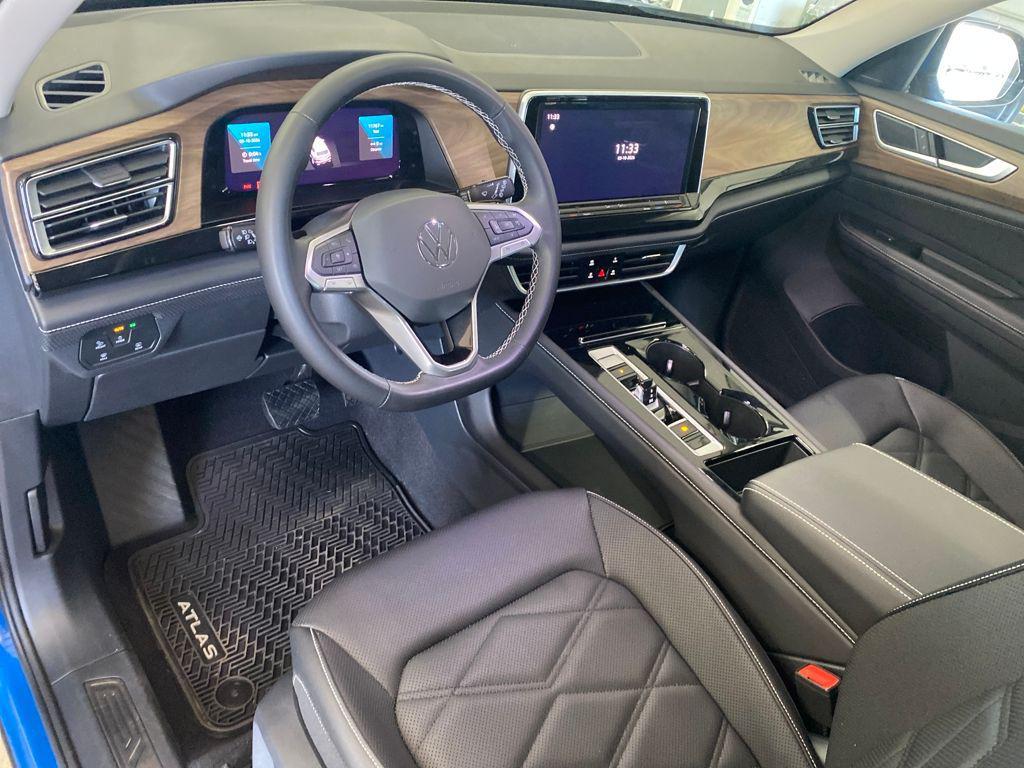 used 2025 Volkswagen Atlas car, priced at $35,888
