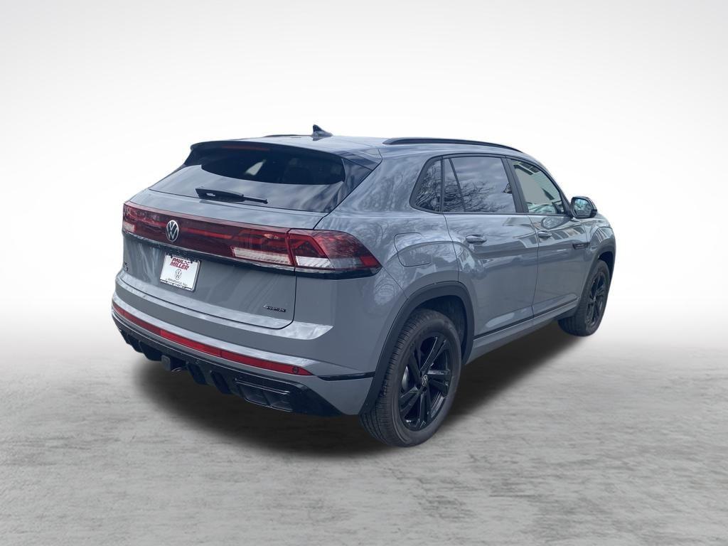 new 2026 Volkswagen Atlas Cross Sport car, priced at $53,864