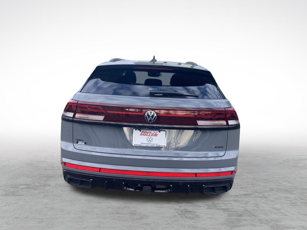 new 2026 Volkswagen Atlas Cross Sport car, priced at $53,864