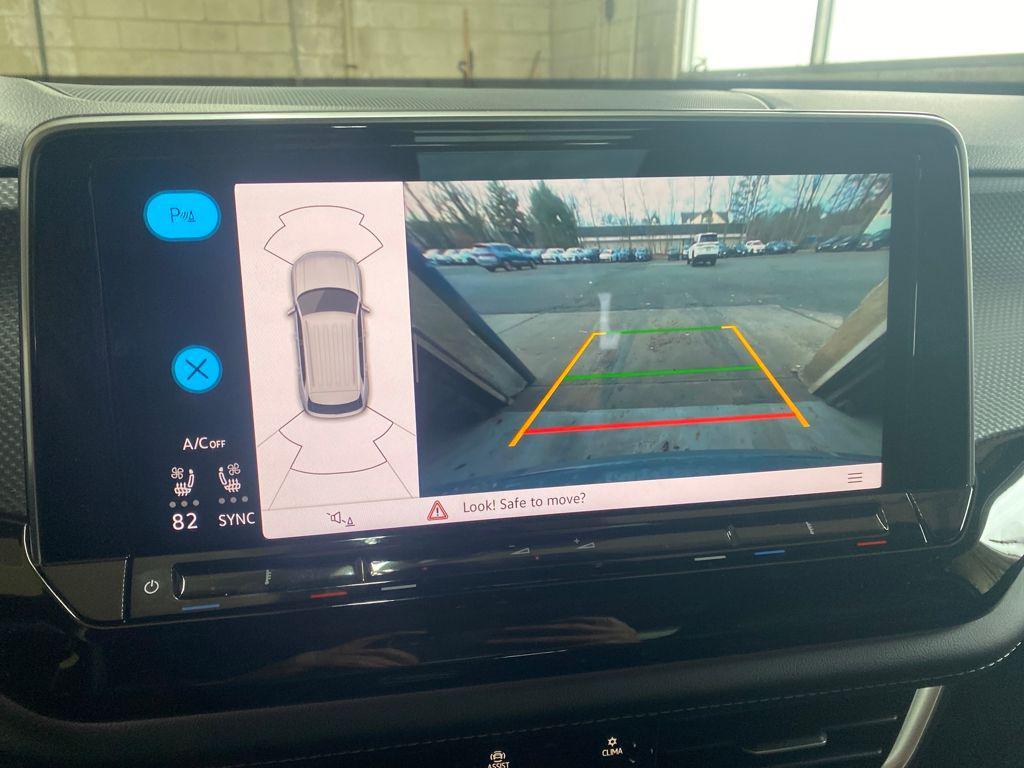 new 2026 Volkswagen Atlas Cross Sport car, priced at $53,864